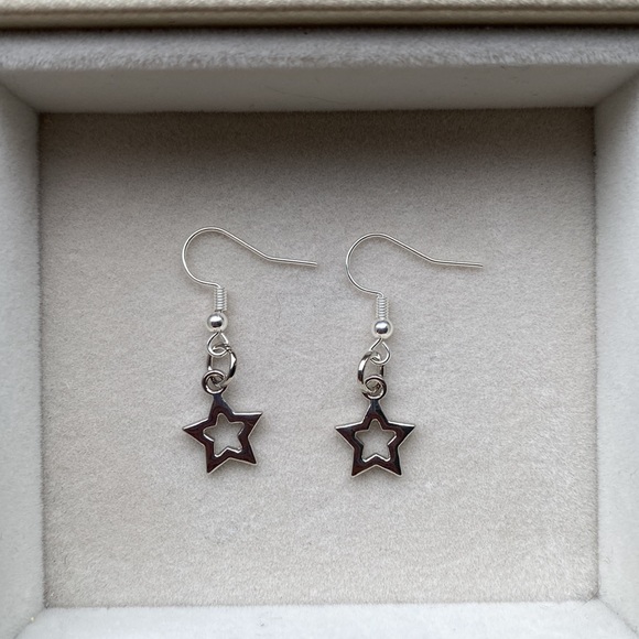 Handmade Silver Star Earrings - Picture 10 of 13